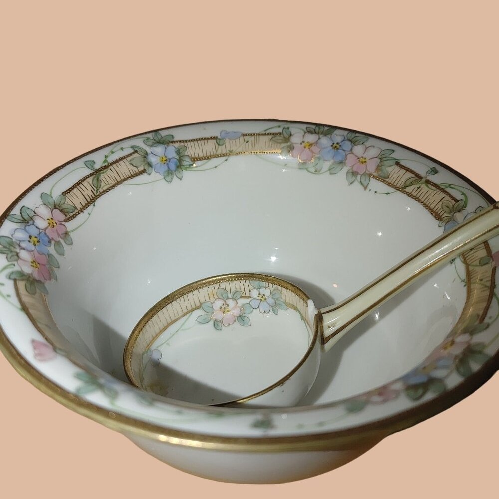 Nippon Beautiful Hand Painted Mayonnaise Sauce Dish With Spoon
